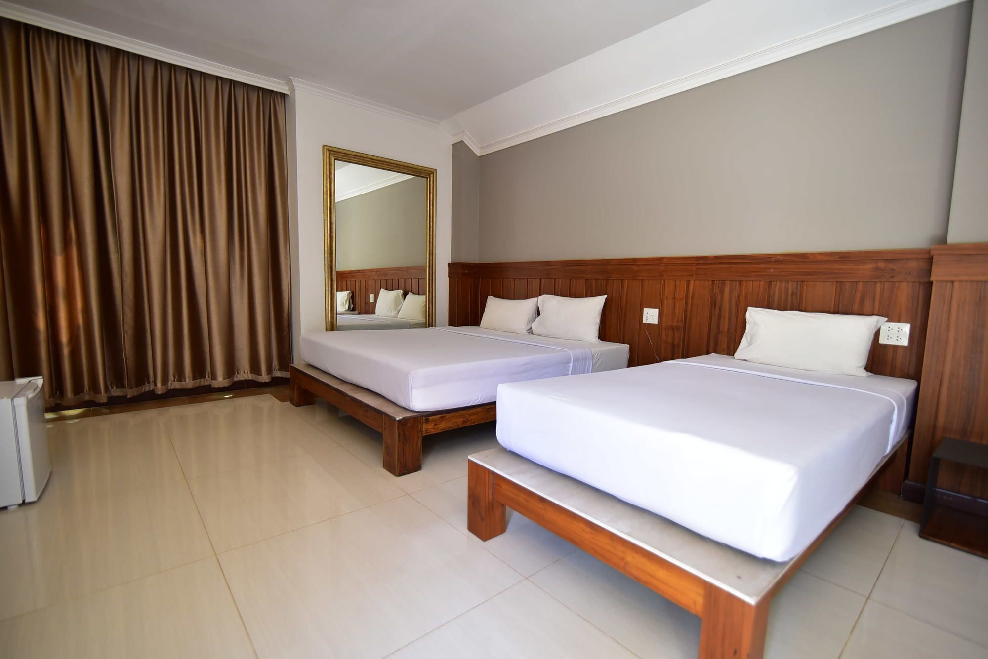 Fantasy Resort Nakhon Sawan Eksteriør bilde